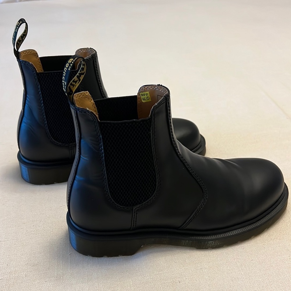 Dr. Martens Leather Chelsea Boot